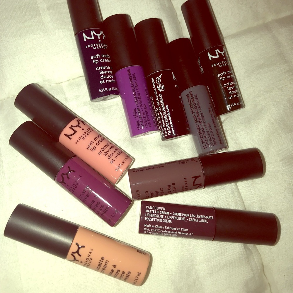 10 NYX matte lip glosses Small/travel size